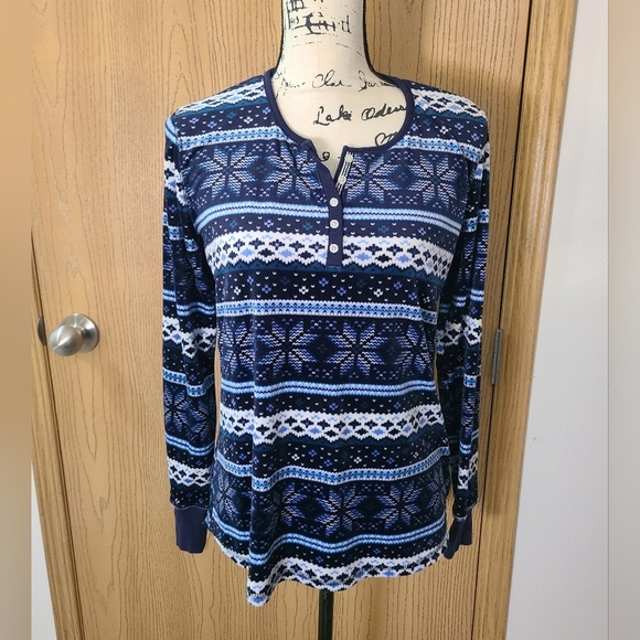 Nautica Other - Nautica snowflake fairisle print soft button up Henley winter pajama top